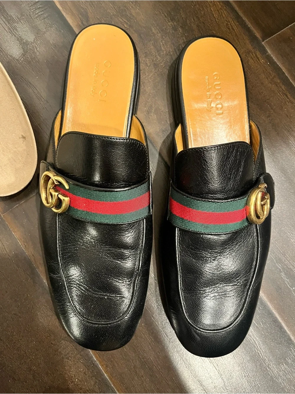 Gucci Black Leather Slip-On Loafers with Green-Red Web and Gold Horsebit